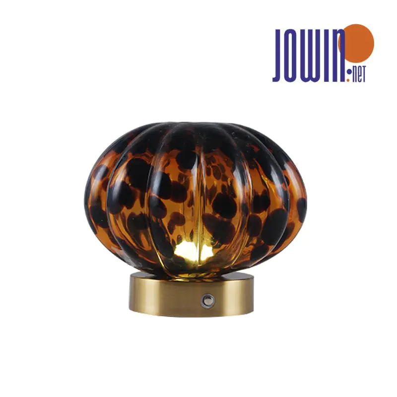 Lampada da tavolo per showroom
